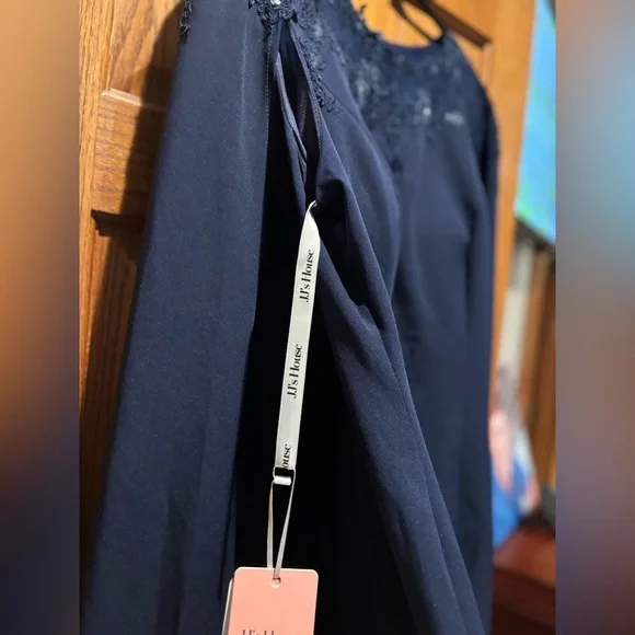 JJs House Elegant Long Sleeve Gray Dress with Cape - Picture 7 of 13